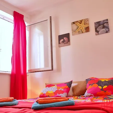 Apartment Danijela P *